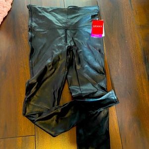 NWT Spanx Faux Leather Leggings, Size M